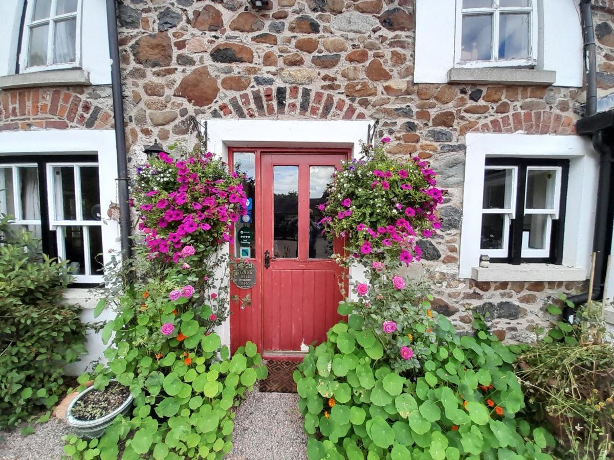 Moira Cottages @Berwickhall Sleeps 12 Екстер'єр фото